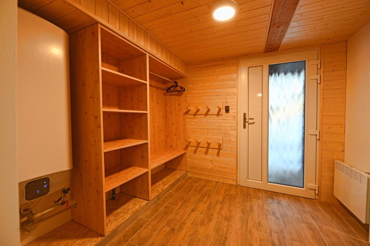 Hotel Jirinka Dolni Morava Ngoại thất bức ảnh